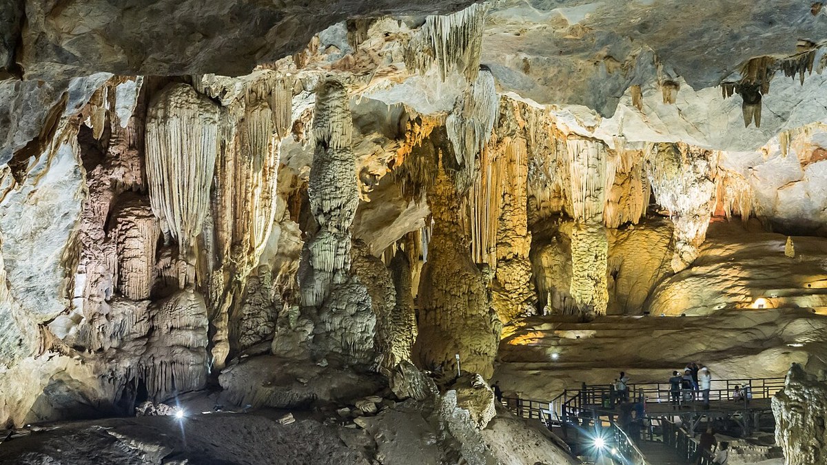 Пещера Тхьендыонг (Paradise Cave), Фонгня-Кебанг